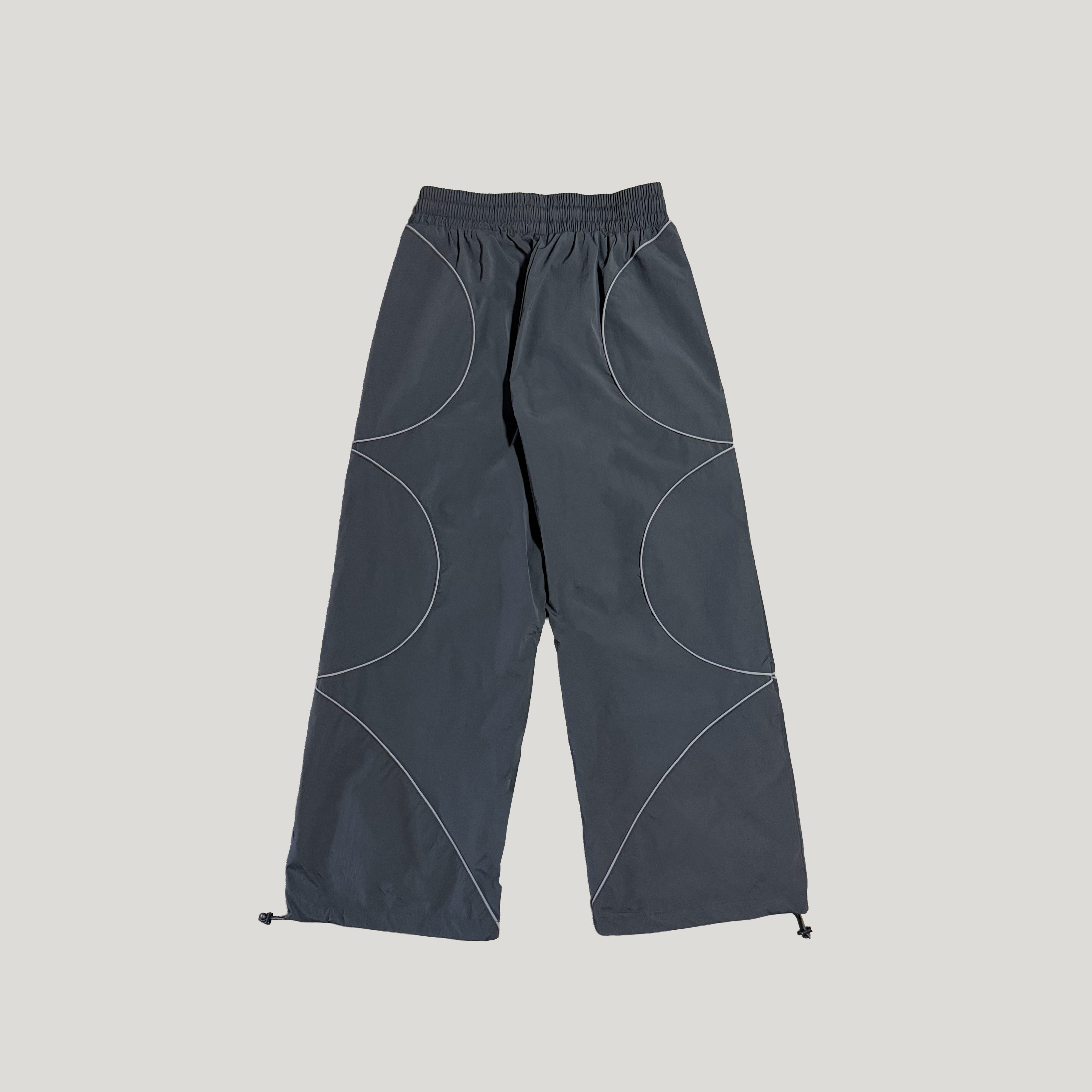 SWIRLY TRACKIES