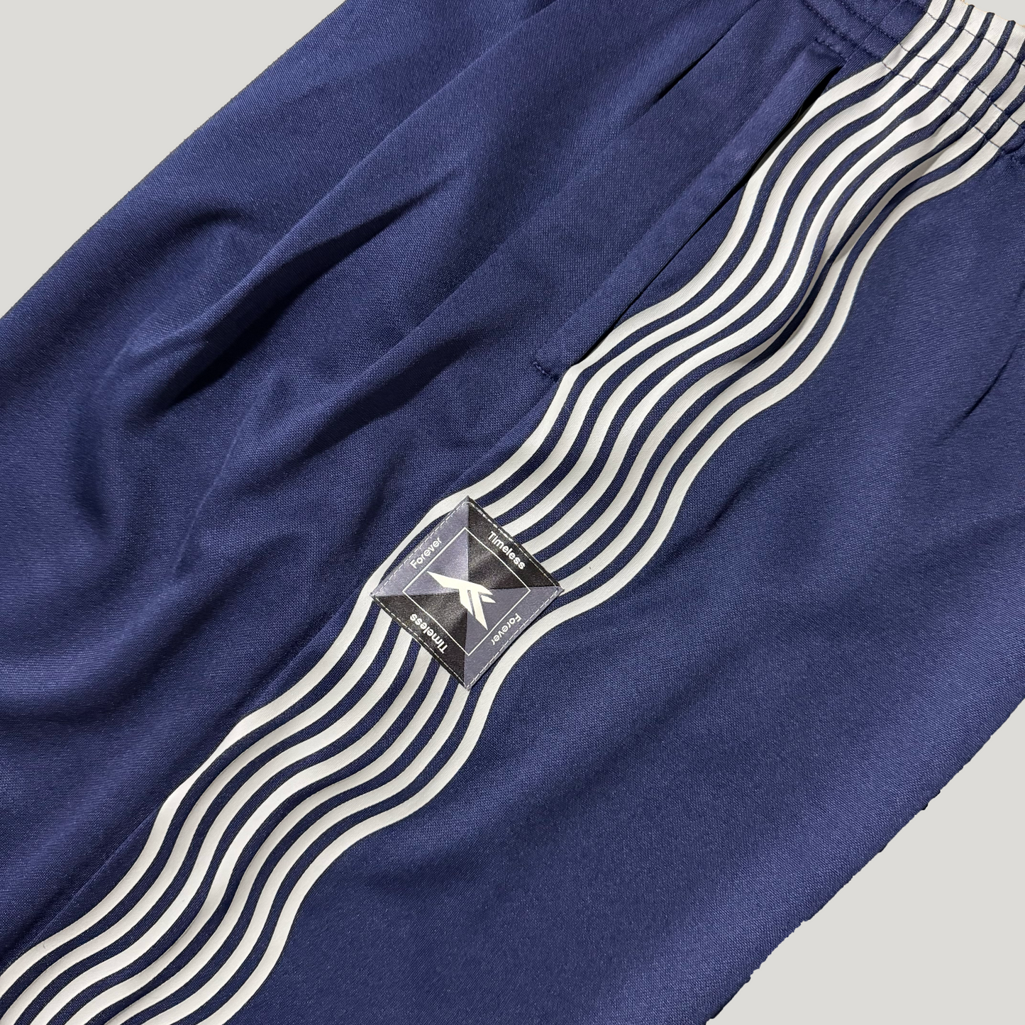 NAVY SPINNER SWEATS