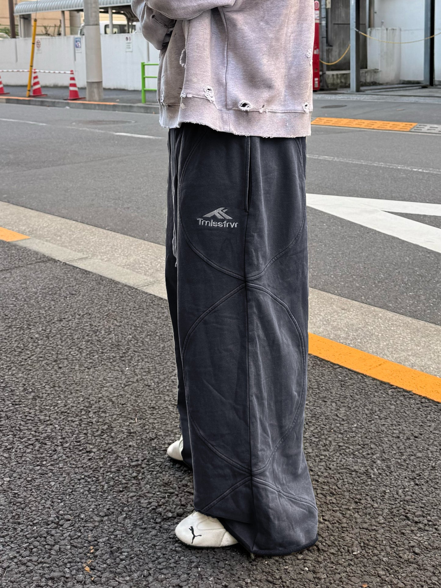 PREORDER WASHED BLACK V2